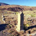 This monument reminds of the one in the cemetery at the top of Kebler Pass in Colorado. 2019-07-21_Tinker_Hill-07