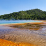 Grand Prismatic Spring 2019-07-24_Geyser_Basin
